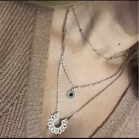 Golden Threads Layered Necklaces - Picture 8 of 8